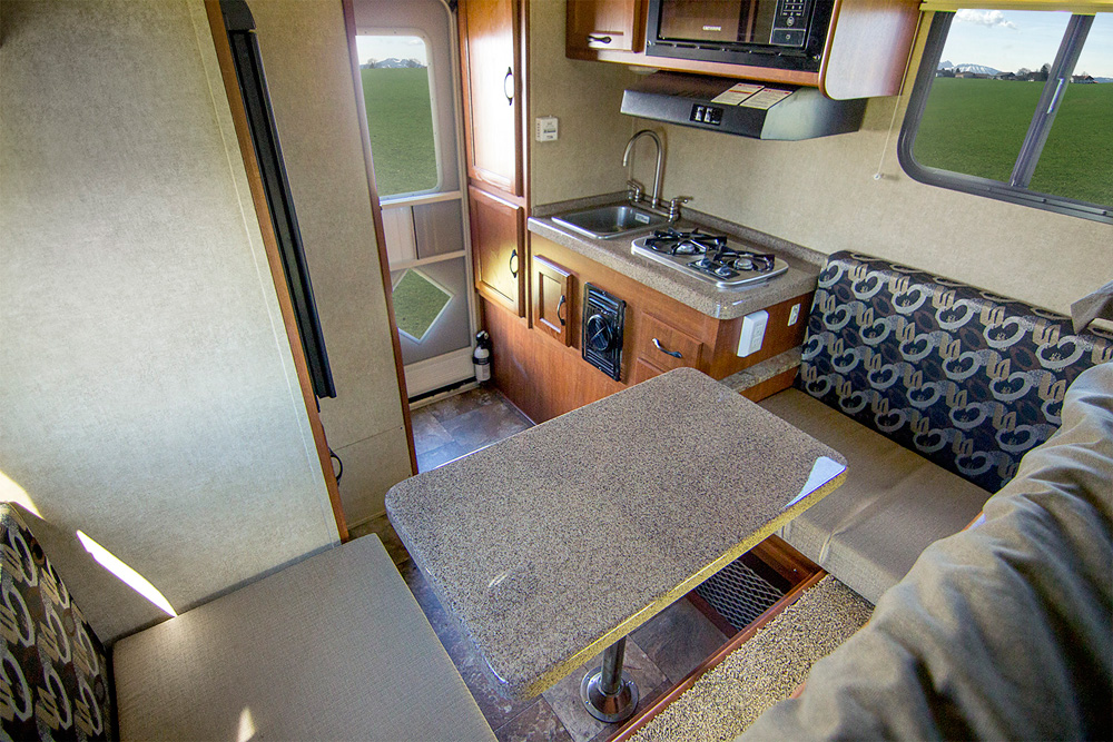 2015 travel lite 770r camper